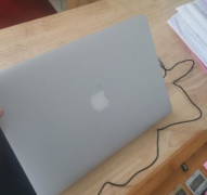 苹果笔记本Pro版