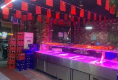 260平纯一层大门脸精装自助烤串火锅店